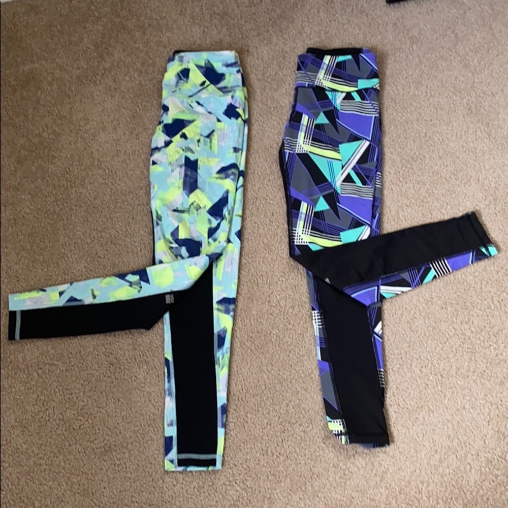 2 pairs of VICTORIA SECRET WORKOUT LEGGINGS
